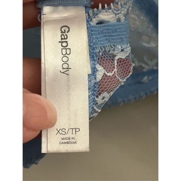 GAP Body Eyelet Lace Dainty Bra Blue sz XS EUC - Picture 4 of 6